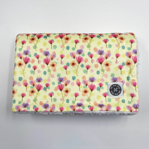 Comfy Pet Blanket- Magic In Bloom